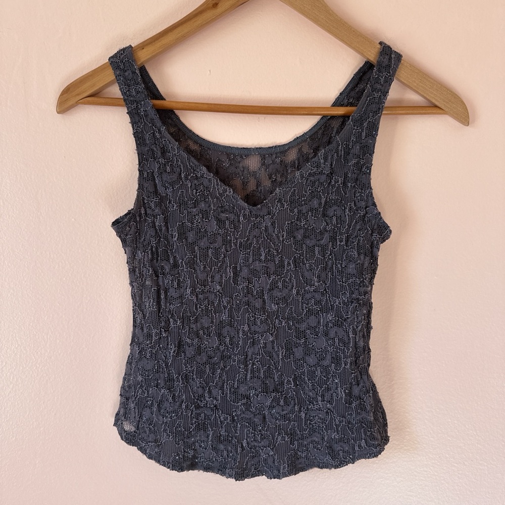 Grey tank top